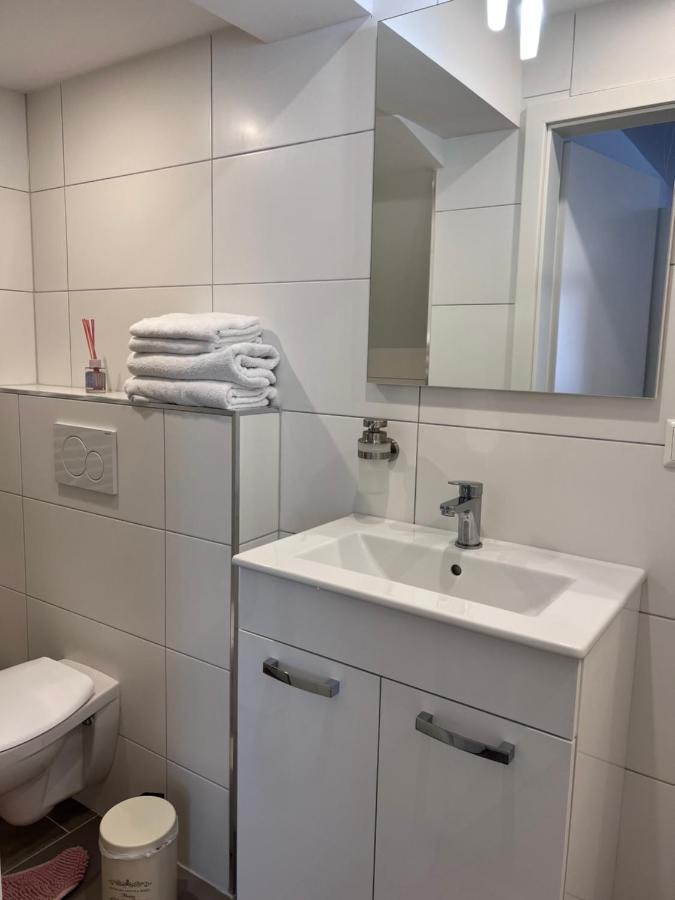 Prime Host Dream Lägenhet Karlsruhe Exteriör bild