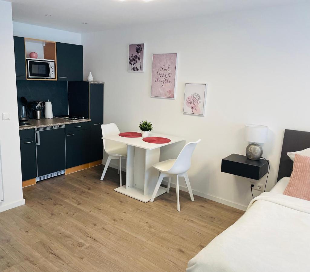 Prime Host Dream Lägenhet Karlsruhe Exteriör bild